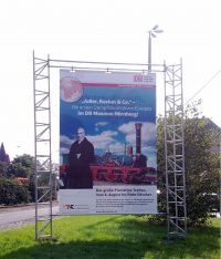 Banner auf Traverse